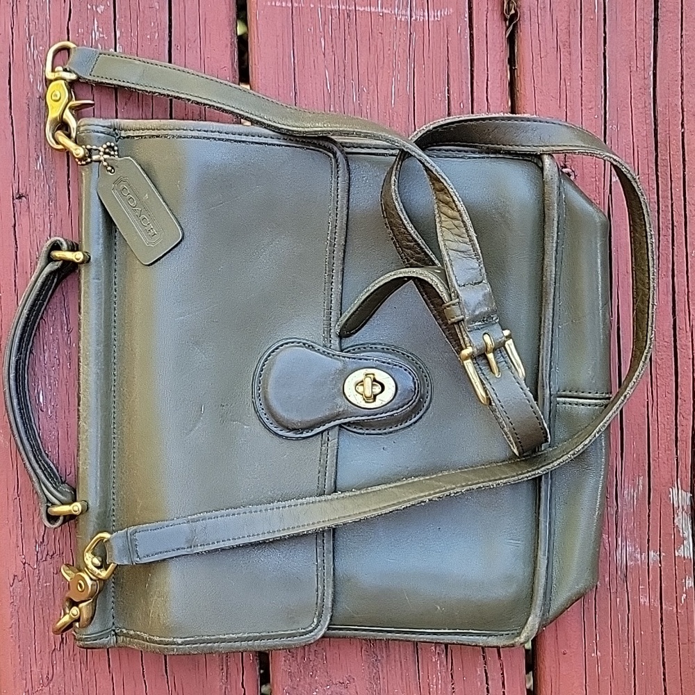 Classic Coach Olive Green Willis Leather Men's Bag - Picture 13 of 16